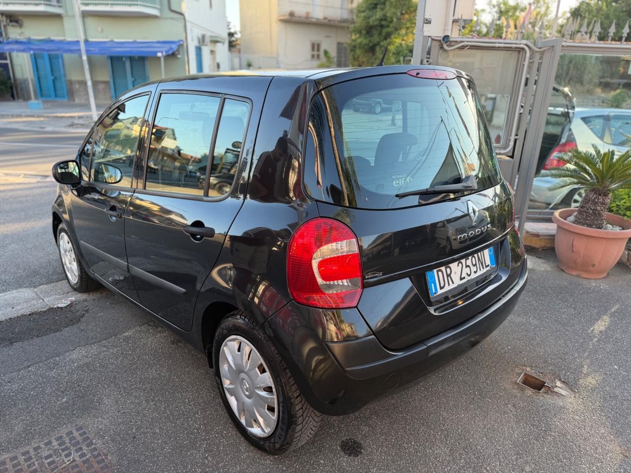 Renault Modus 1.2 16V Dynamique 165.000Km