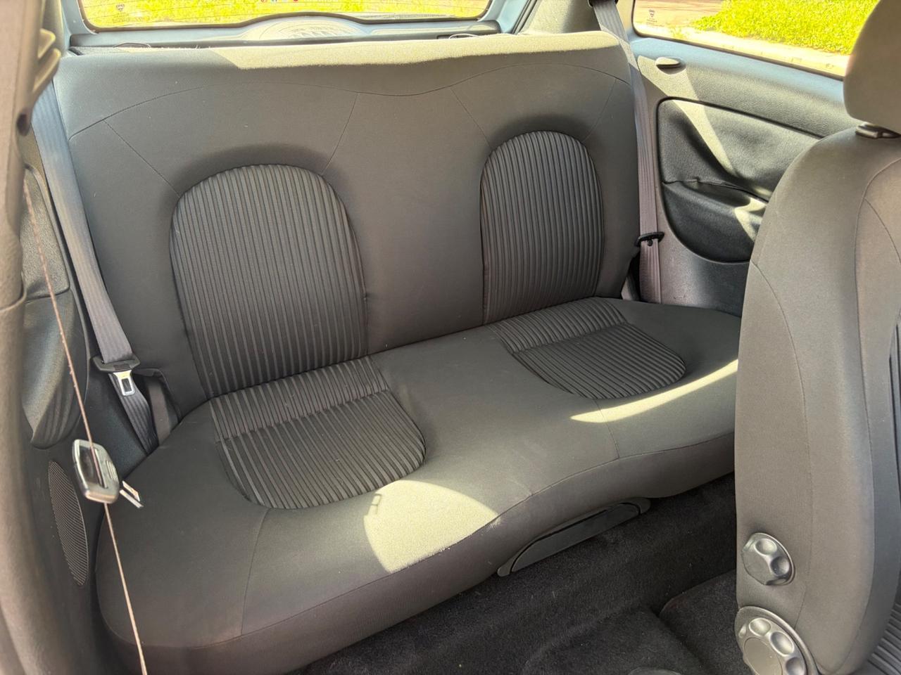 Lancia Ypsilon 1.2 69 CV Argento