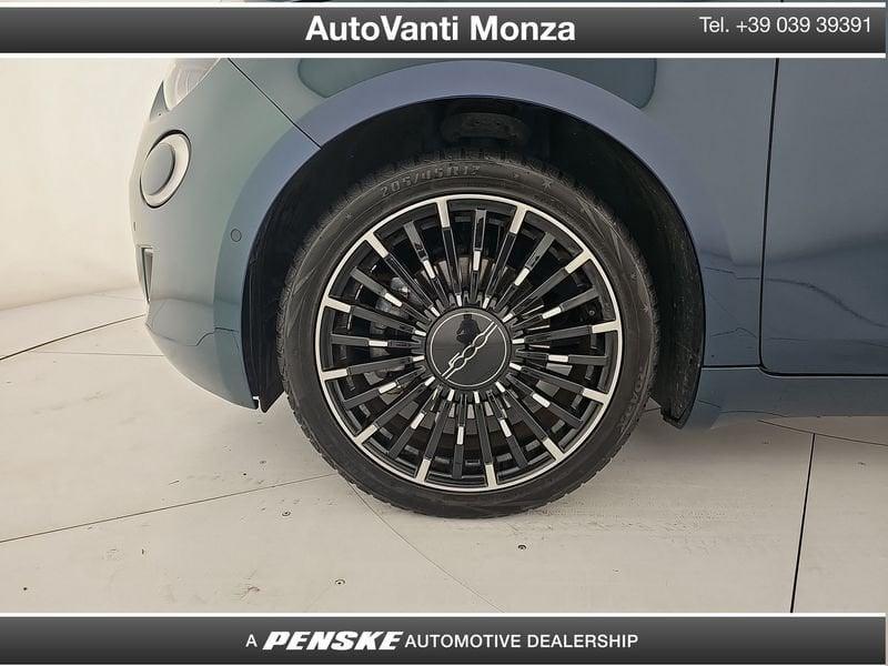 FIAT 500 Electric La Prima 3+1