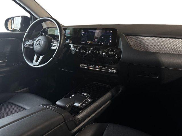 MERCEDES-BENZ GLA 200 d Automatic Business Extra