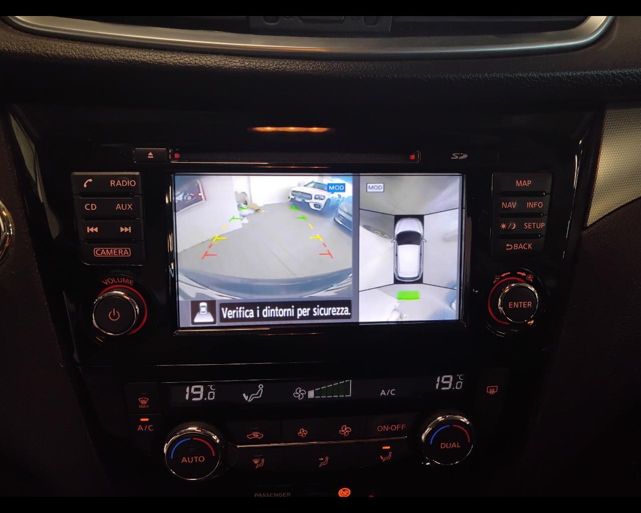 NISSAN Qashqai II 2017 - Qashqai 1.5 dci Tekna 115cv