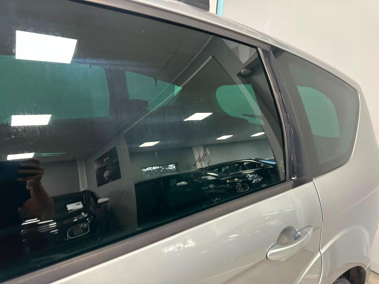 Ford S-Max 2.0 TDCi 140CV Titanium