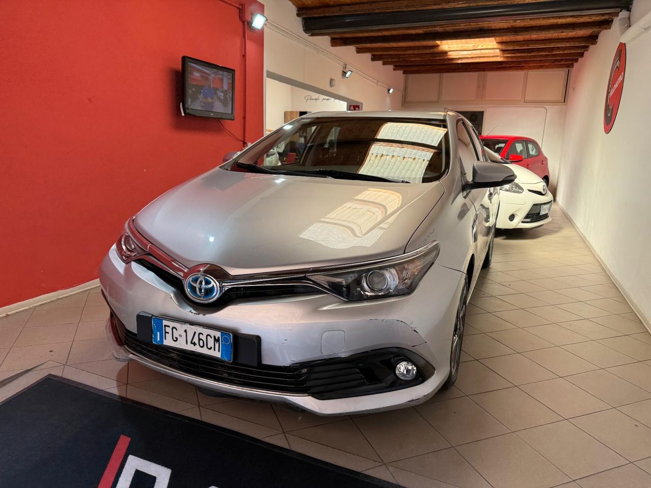 Toyota Auris 1.8 Hybrid Lounge