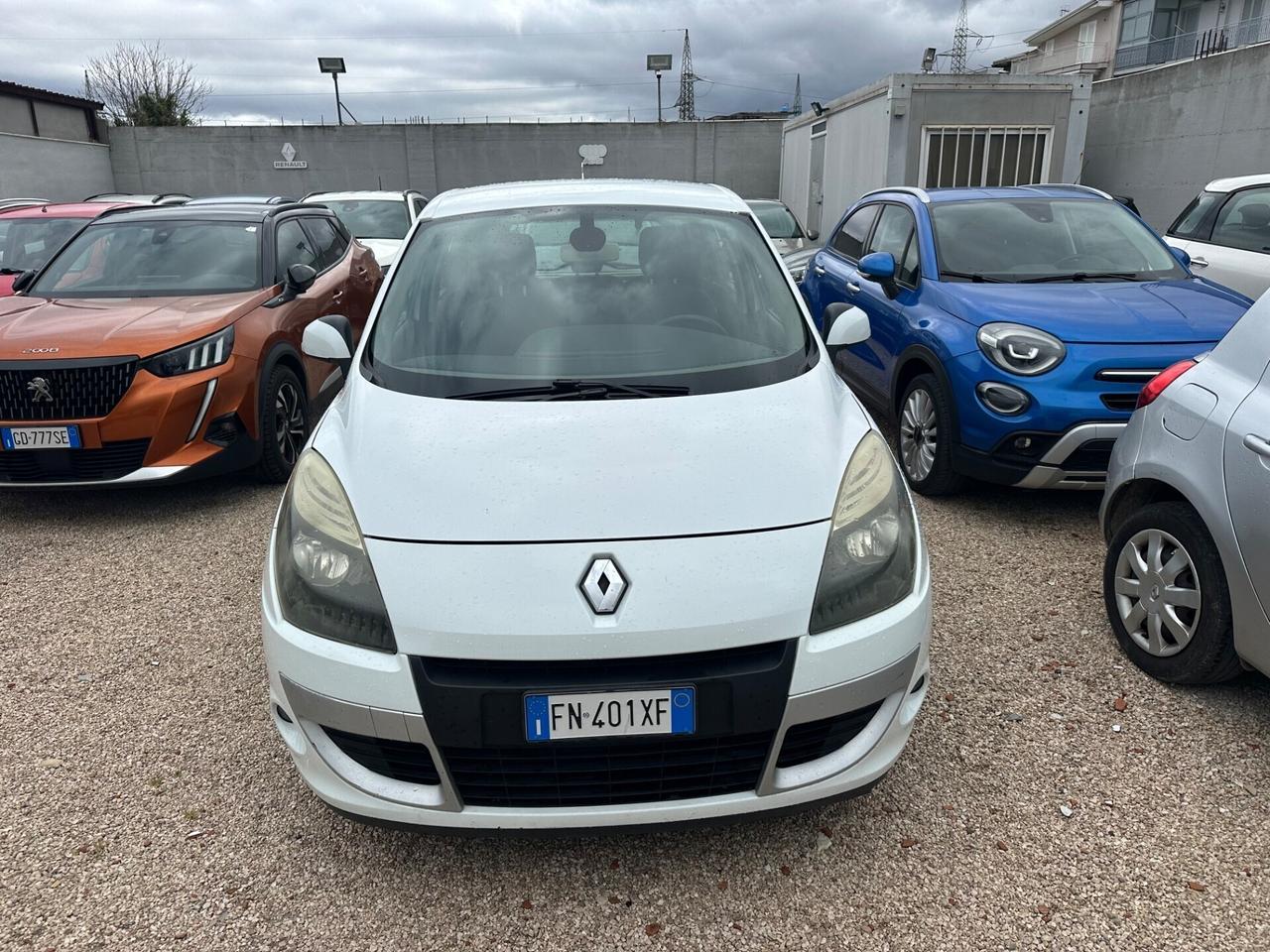 Renault Scenic X-Mod 1.5 dCi 110CV Luxe
