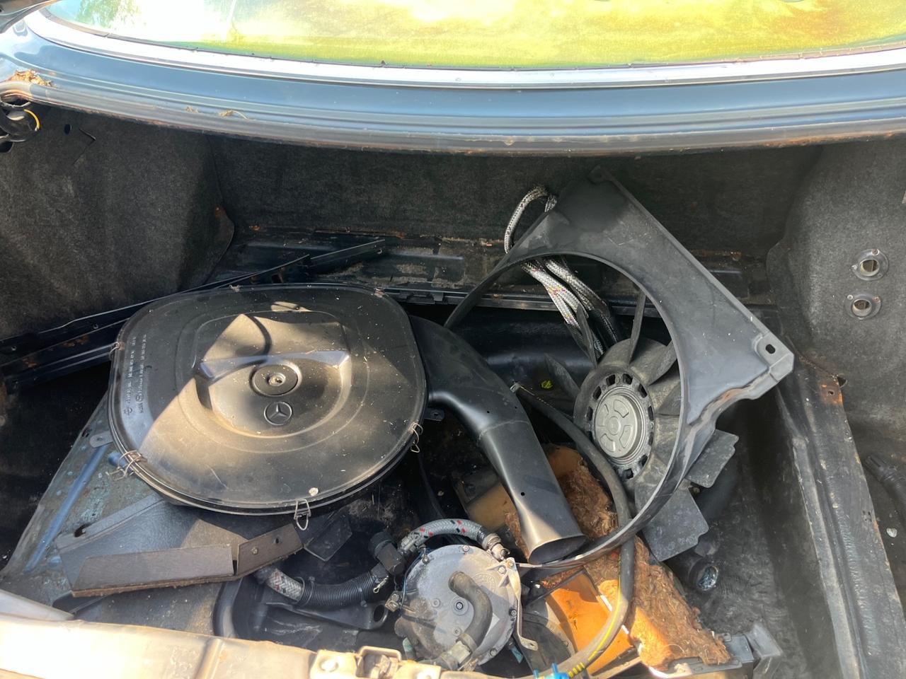 Mercedes benz 450 SE 450SE gpl da sistemare