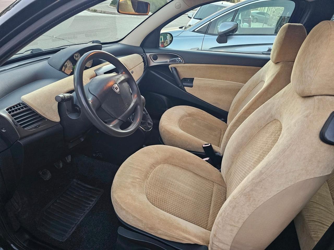 Lancia Ypsilon 1.3 Multijet 16V Platino