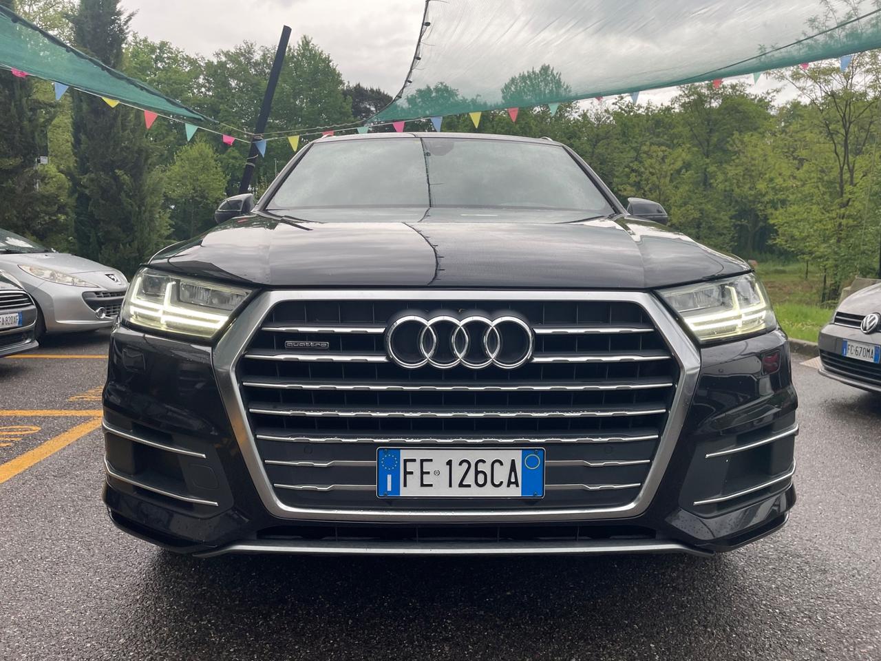Audi Q7 3.0 TDI 272 CV quattro*Automatik*S line*Tetto*Pelle