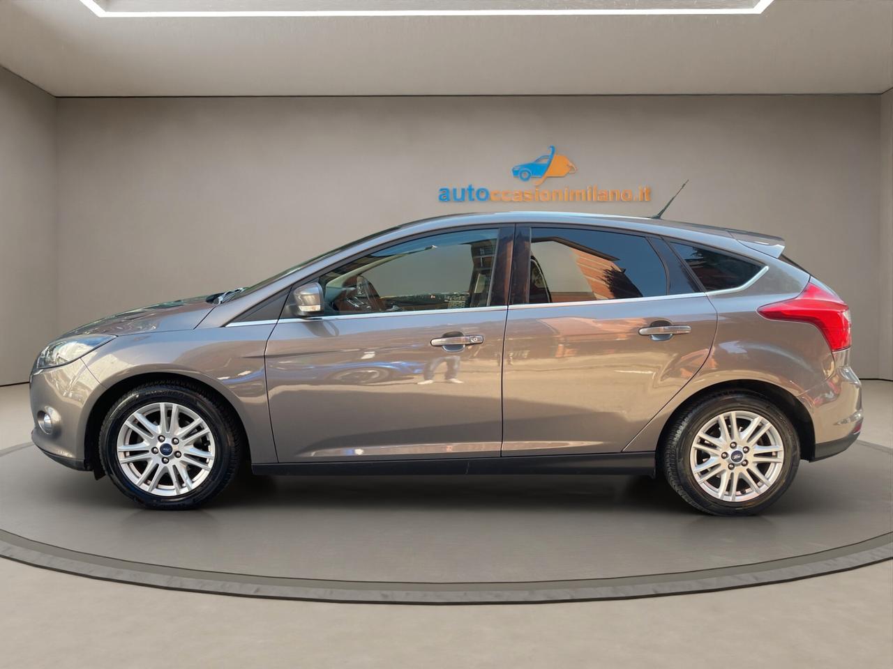 Ford Focus UNICO PROPRIETARIO - NEOPATENTATI