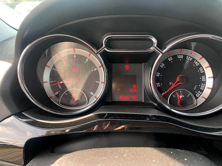 Opel Adam 1.2 70 CV Jam