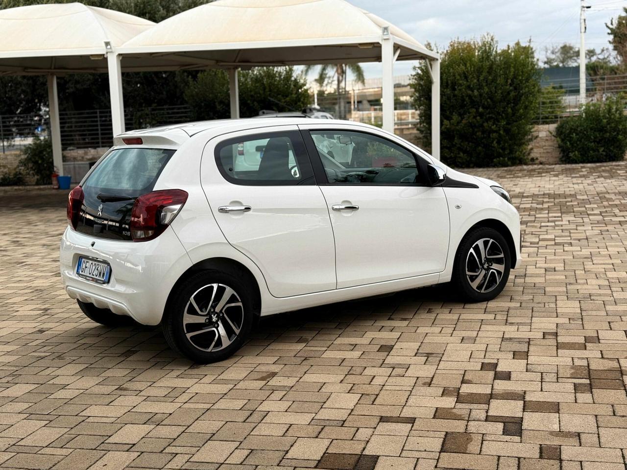 Peugeot 108 VTi 72 S&S 5 porte Allure