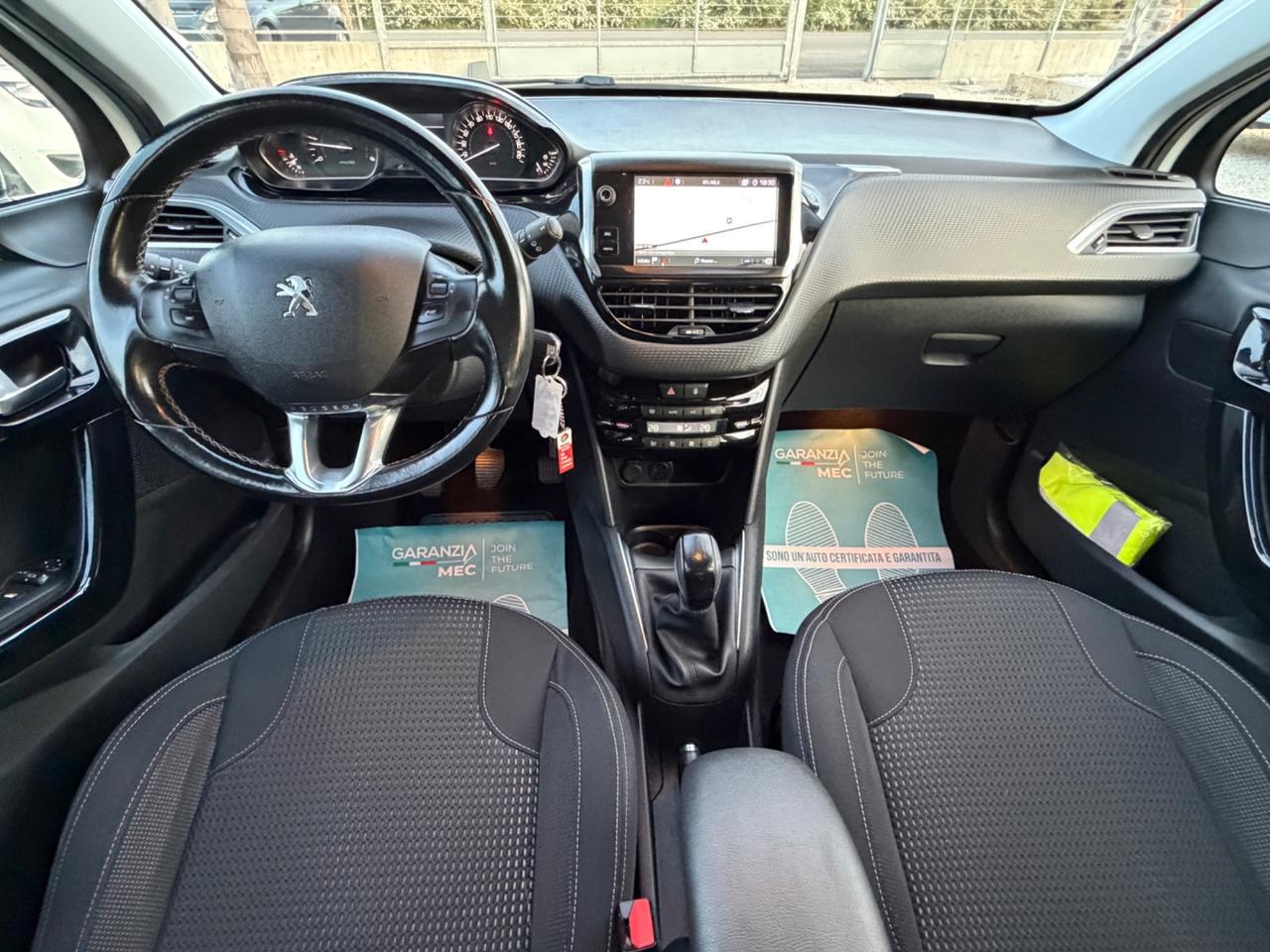 Peugeot 208 BlueHDi 75 5 porte Allure