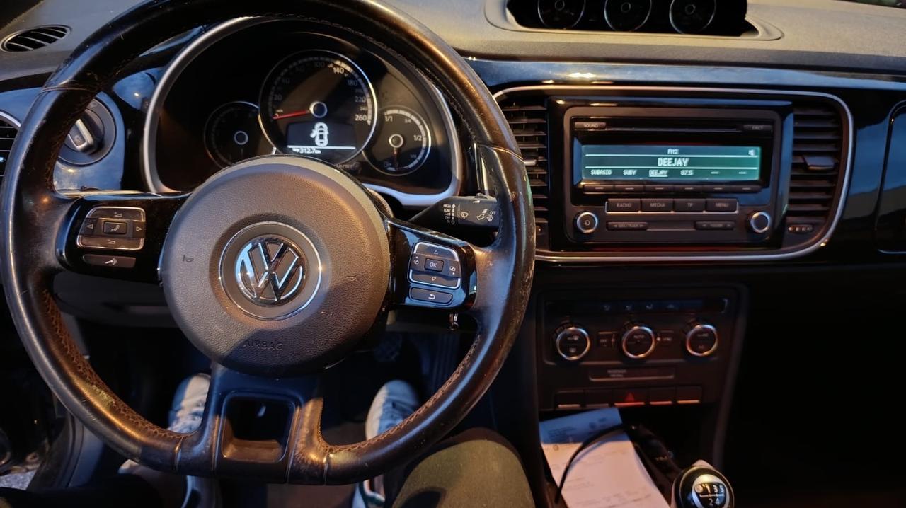 Volkswagen Maggiolino 1.6 TDI Design