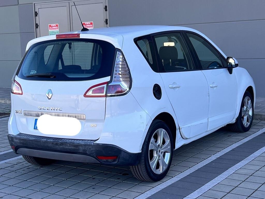 Renault Scenic Scénic X-Mod 1.9 dCi 130CV Dynamique