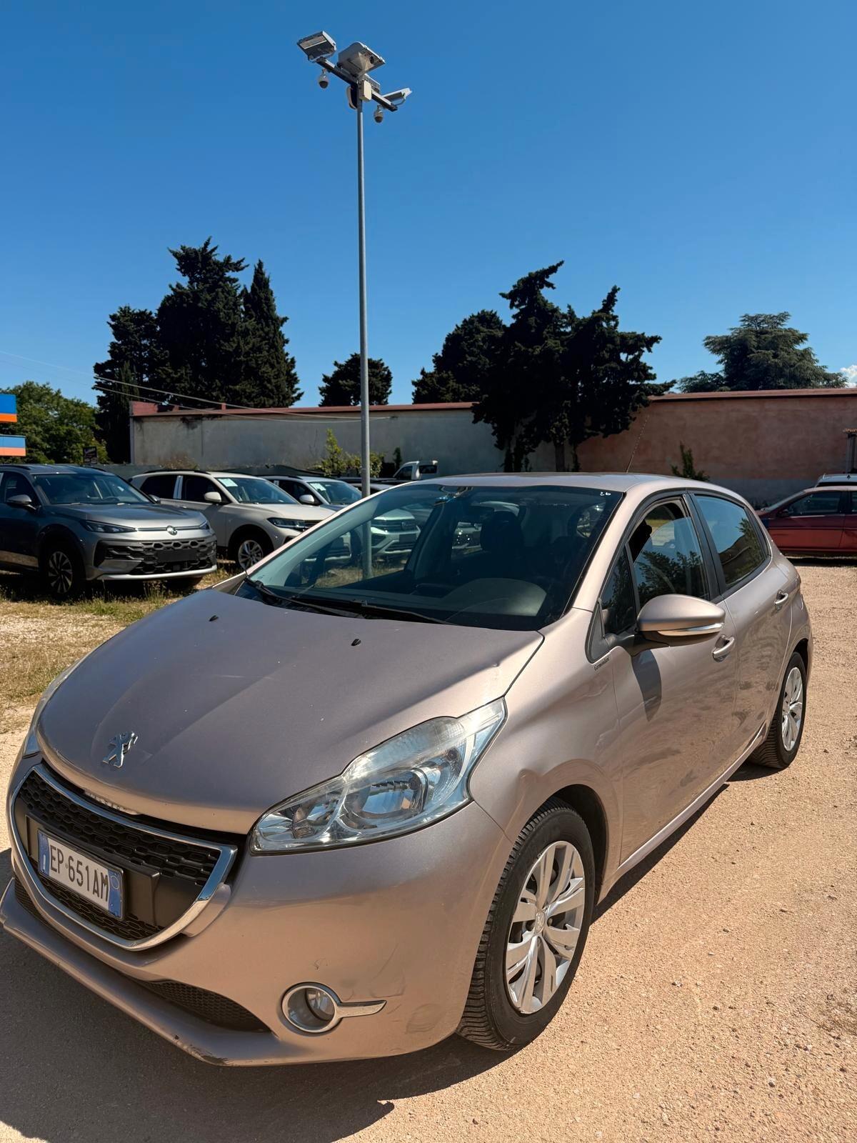 Peugeot 208 1.2 VTi 82 CV 5 porte Access