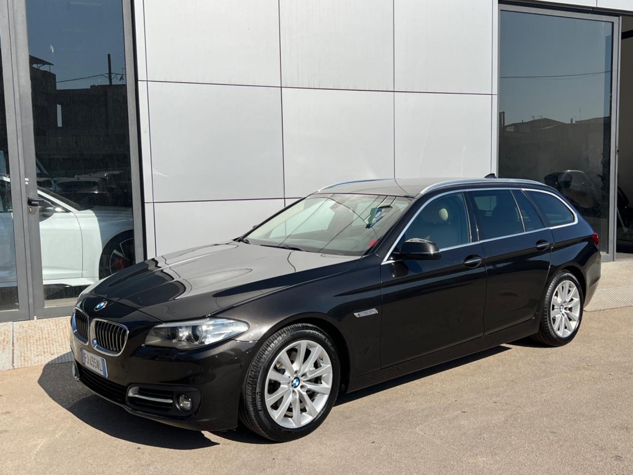 Bmw 520 520d Touring Business - anno 2016 - prezzo €12.900