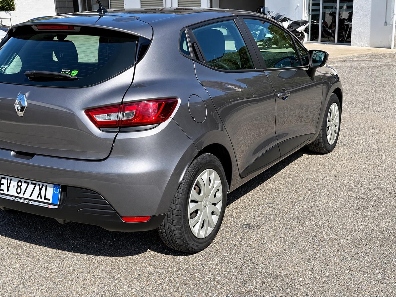 Renault Clio 1.5 dCi 8V 75CV 5 porte Costume National