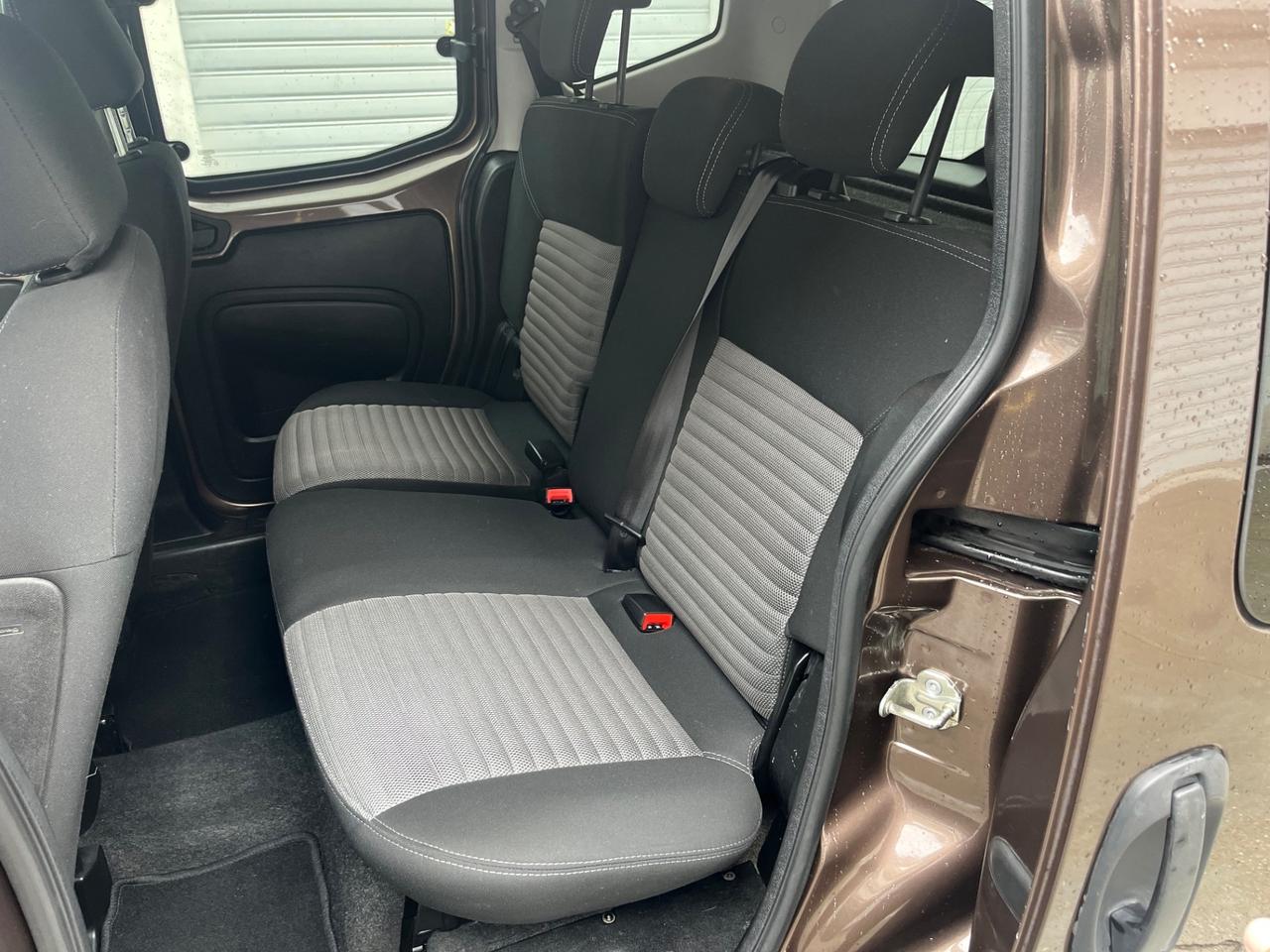 Fiat Qubo 1.3 MJT 95 CV Trekking