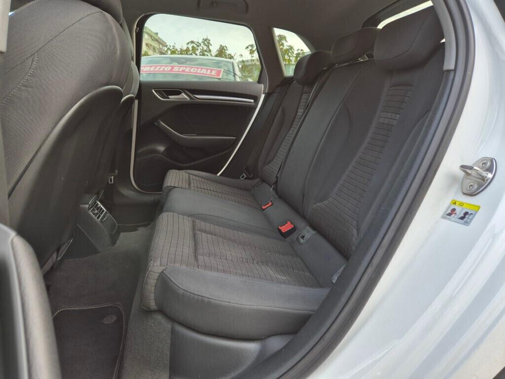 Audi A3 SPORTBACK 1.6 TDI SPORT NAVI LED