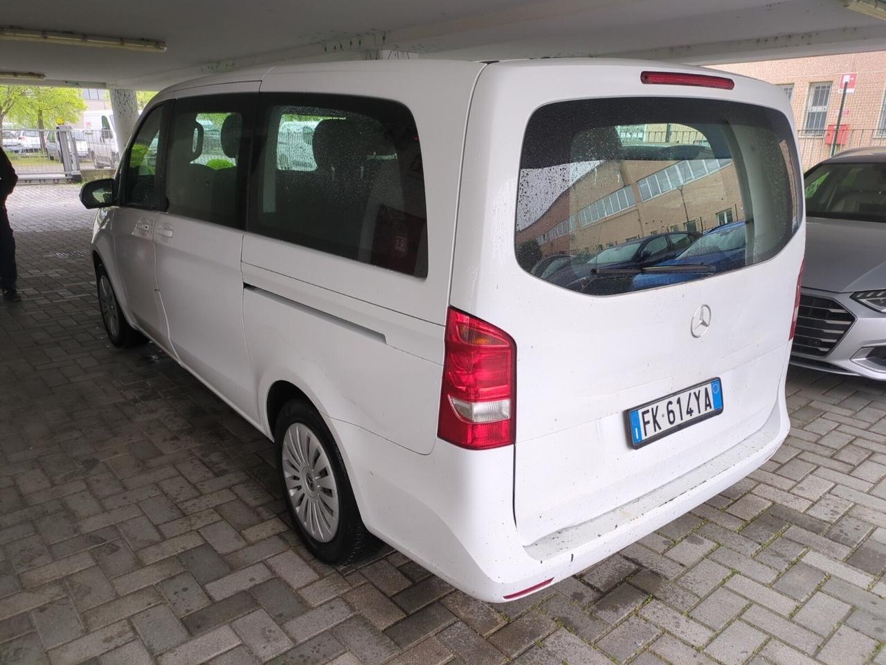 Mercedes-benz V 220 d 4Matic Executive Extralong