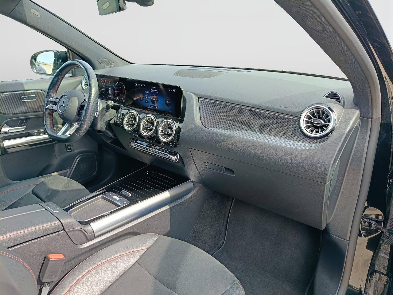 Mercedes-Benz GLA-H247 2023 - GLA 200 d AMG Line Advanced Plus auto