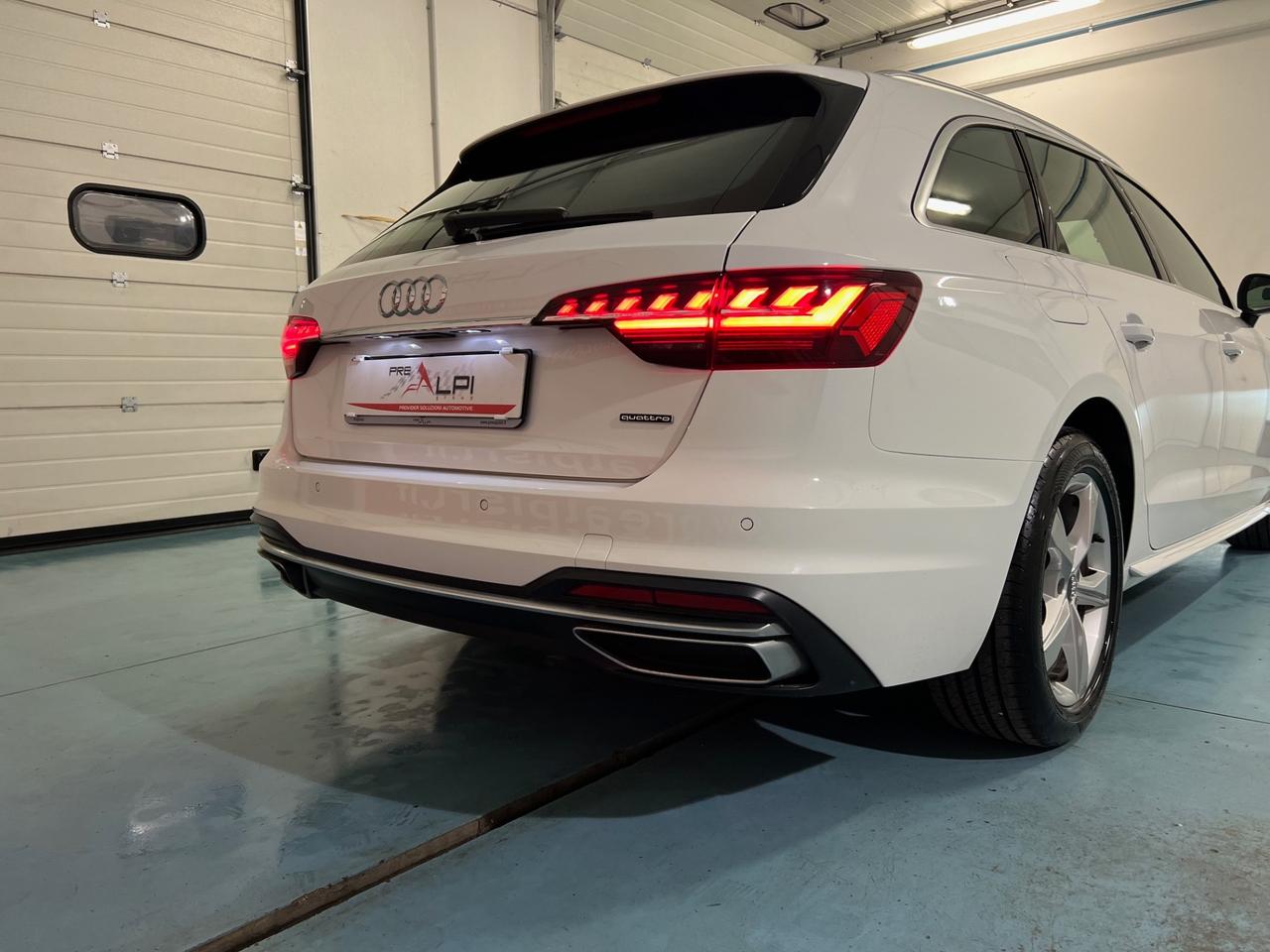 Audi A4 Avant 40 TDI quattro S tronic Business Advanced