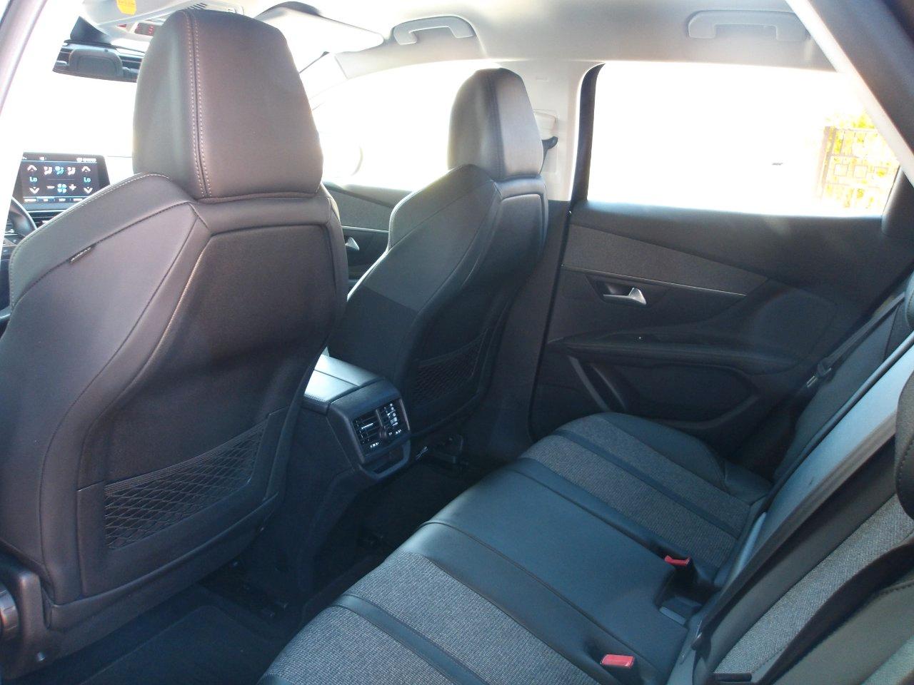 Peugeot 3008 3008 1.5 bluehdi Allure s&s 130cv