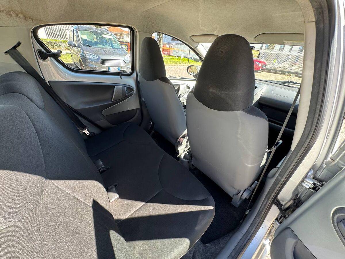 Toyota Aygo 1.0 Sol 5p FL