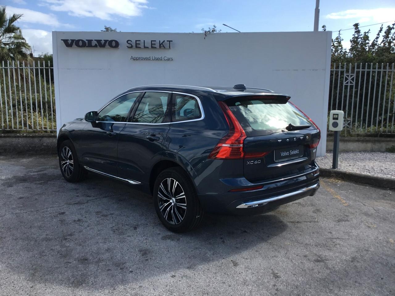 Volvo XC60 B4 (d) AWD Geartronic Inscription