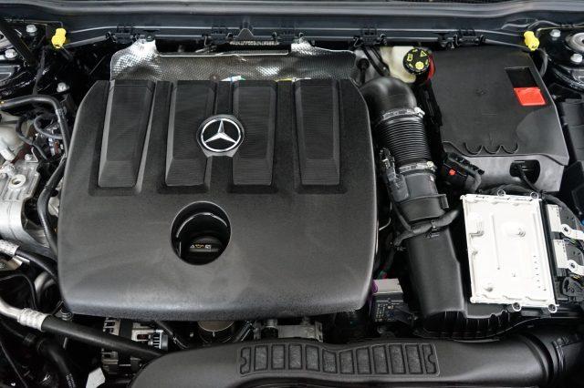MERCEDES-BENZ A 180 d Automatic Business UFFICIALE UNIPROP.