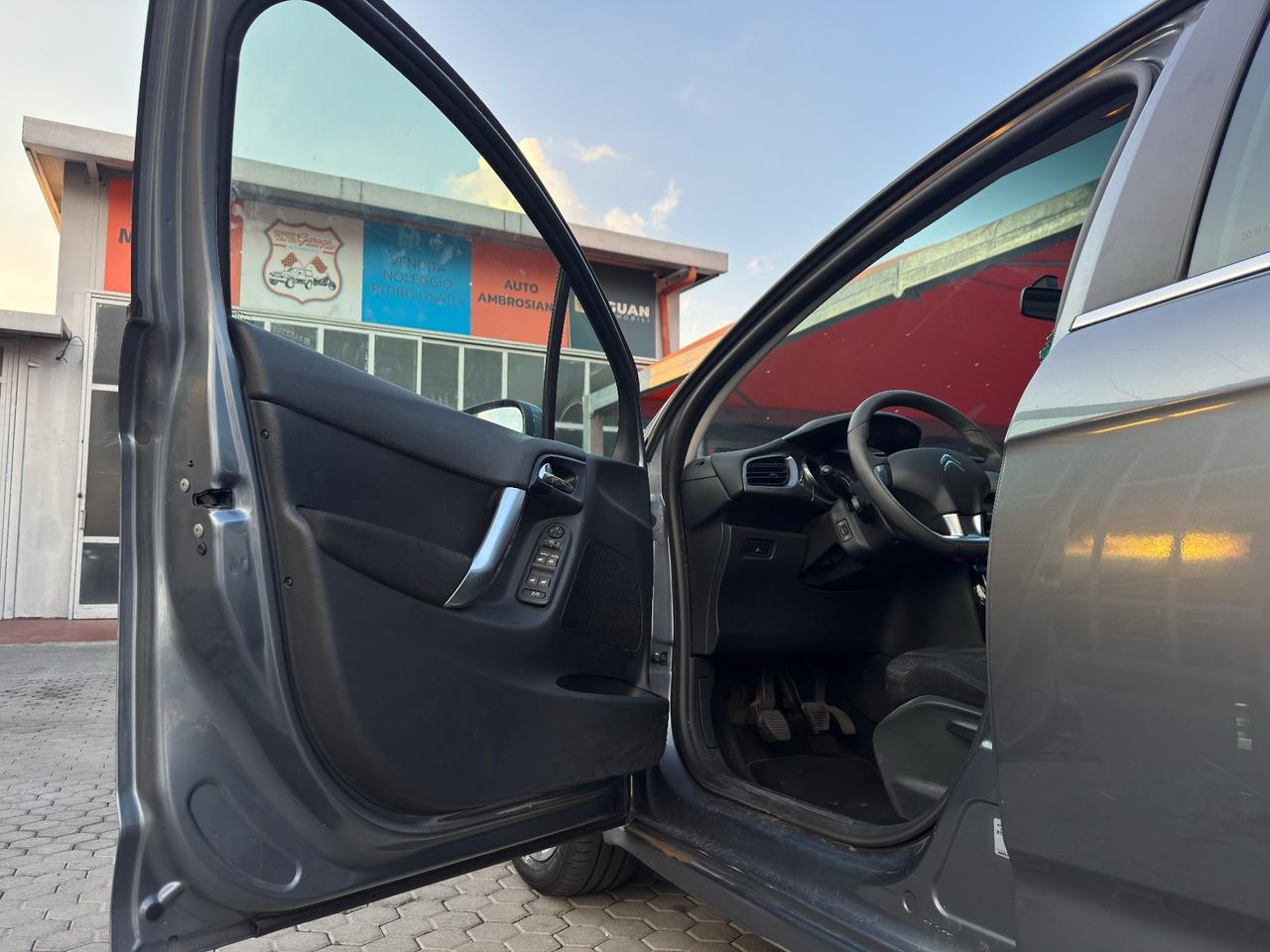 Citroen C3 ADATTA A NEOPATENTATI 1.4 VTi 95 Exclusive