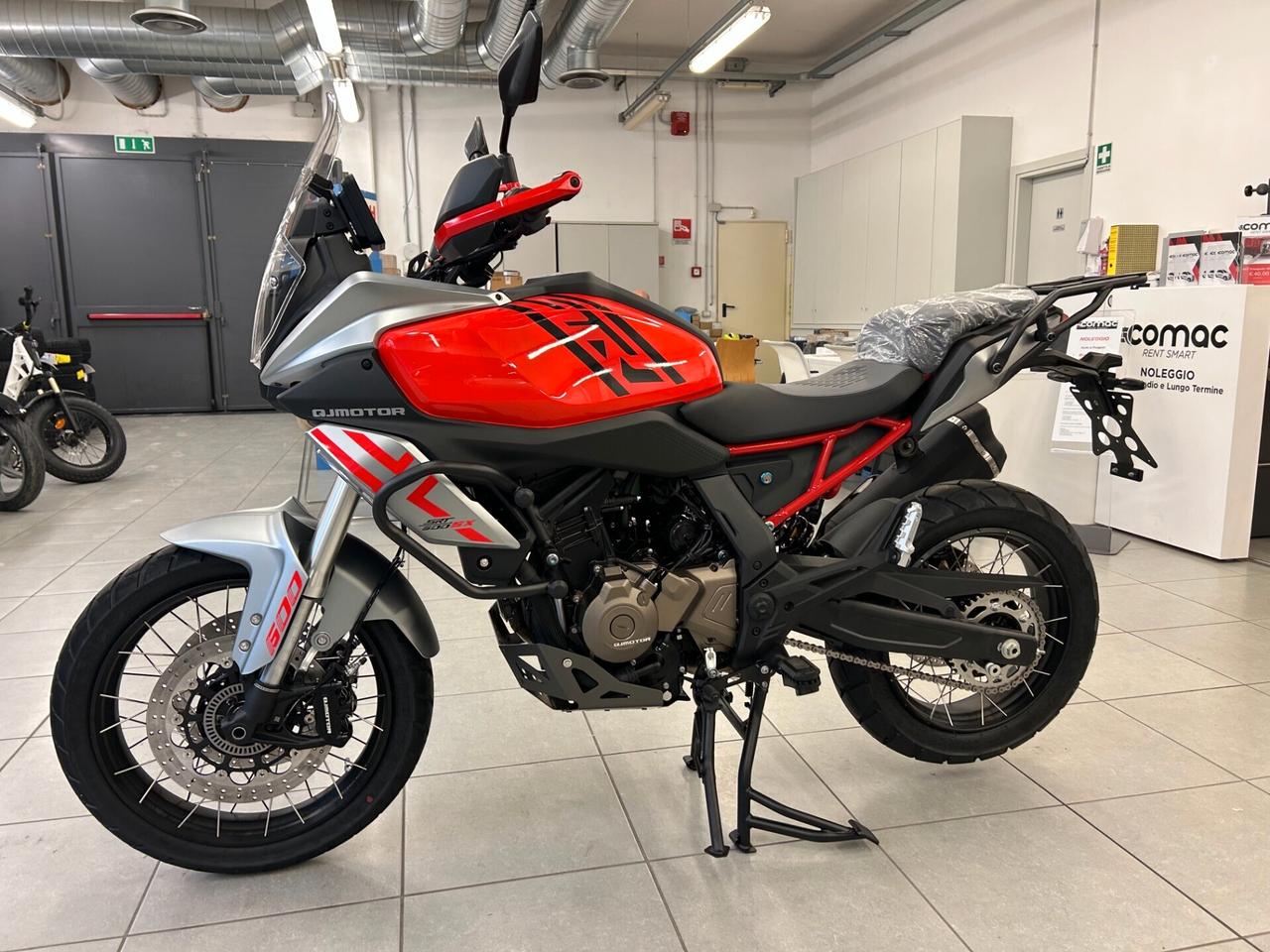 QJ Motor SRT600 SX PRONTA CONSEGNA