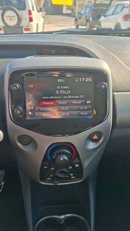 Toyota Aygo Connect 1.0 VVT-i 72 CV 5 porte 2021