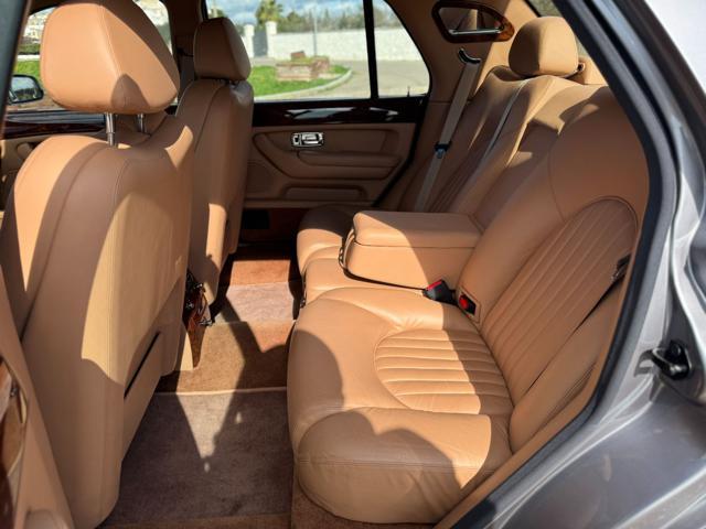 BENTLEY Arnage 6.8 V8 Biturbo Red Label - Solo 18.500 km