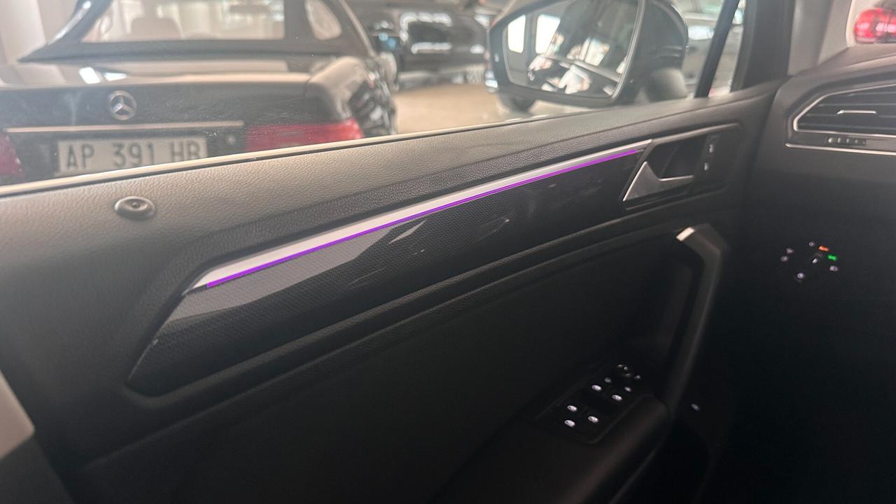 Volkswagen Tiguan 2.0 TDI 150 CV SCR DSG Elegance
