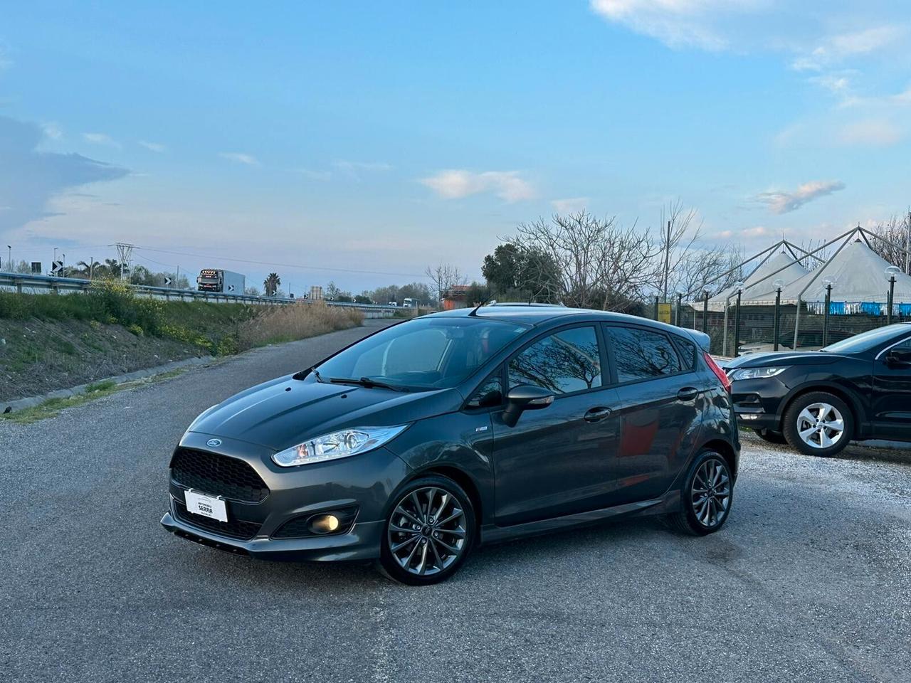 Ford Fiesta 1.5 TDCi 75CV 5 porte ST-Line