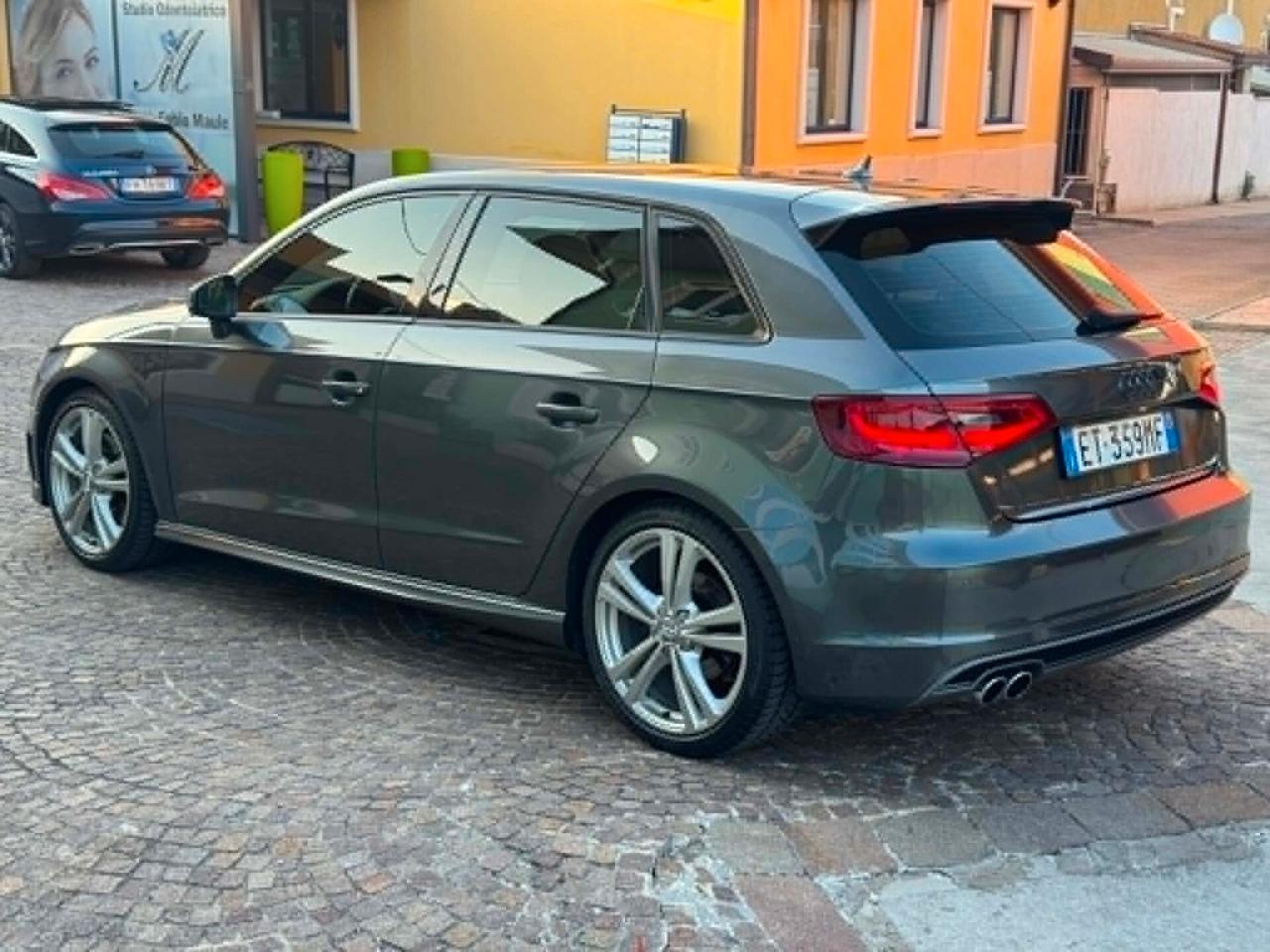 Audi A3 2.0 TDI 184 CV quattro Stronic Sline