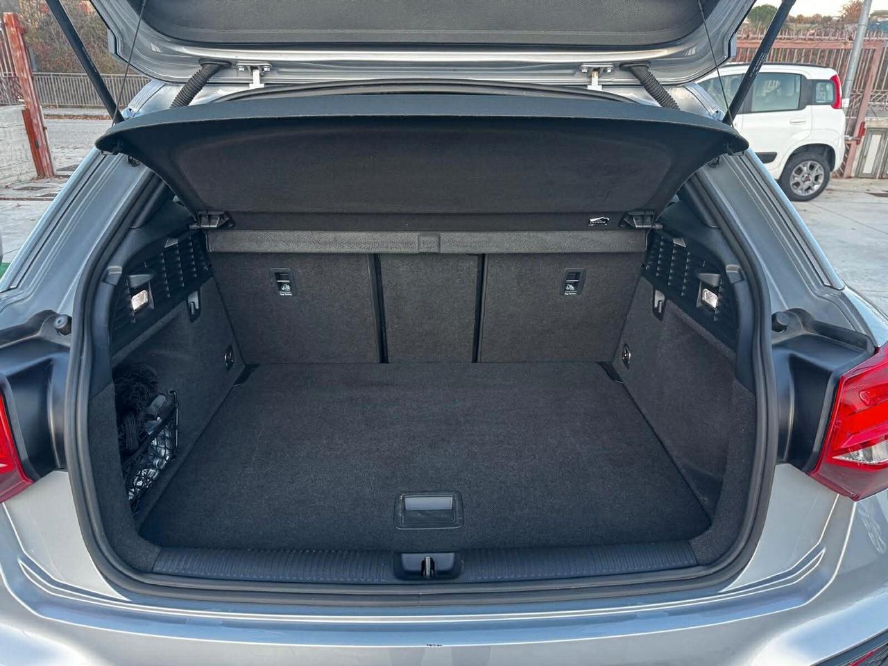 Audi Q2 30 TDI -TETTO A-SLINE INT-