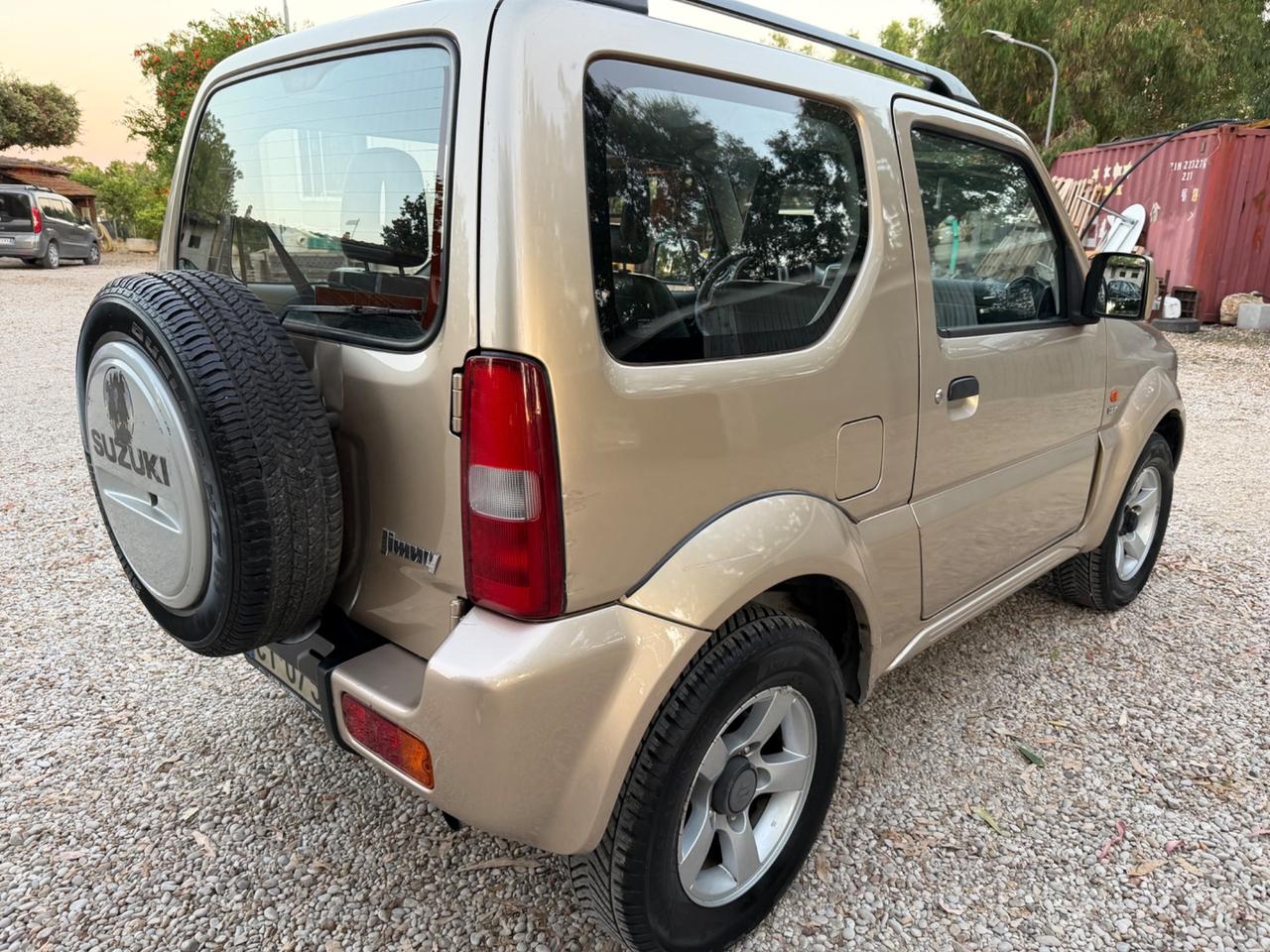 Suzuki Jimny 1.5 DDiS cat 4WD JLX
