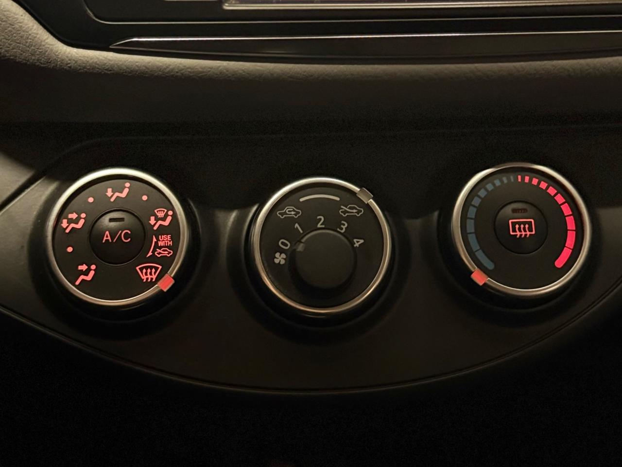 MAGNIFICA TOYOTA YARIS CON SOLI 87.218 KM UNICO PROPRIETARIO