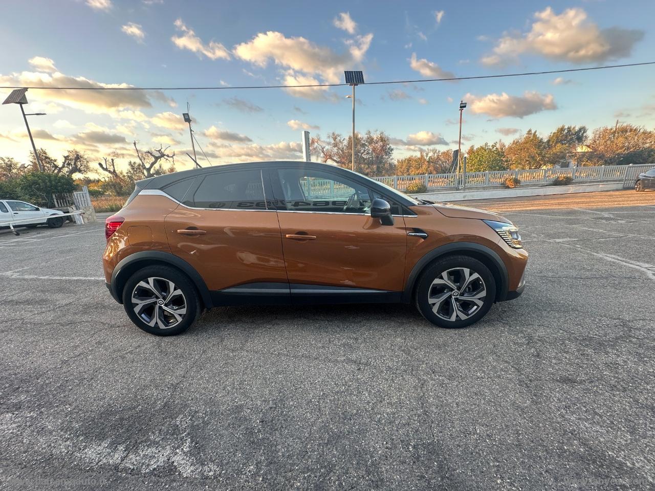 RENAULT Captur Hybrid E-Tech 145 CV RS Line