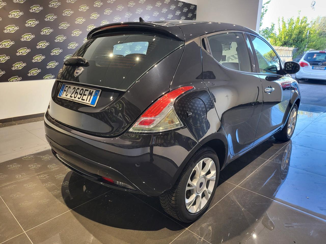 Lancia Ypsilon - 2016 1.2 benzina 69 CV Gold