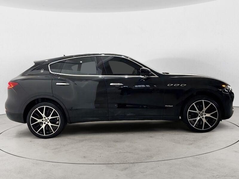Maserati Levante V6 Diesel 250 CV AWD