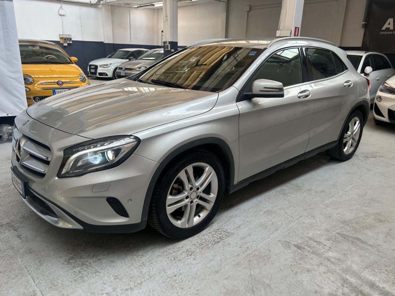 Mercedes-benz GLA 200 d Automatic 4Matic Premium