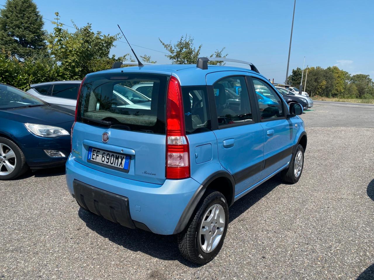 Fiat Panda 1.3 MJT 16V DPF 4x4 Climbing