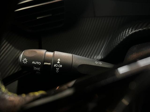 PEUGEOT 2008 motore elettrico 136 CV GT Pack TETTO APRIBILE