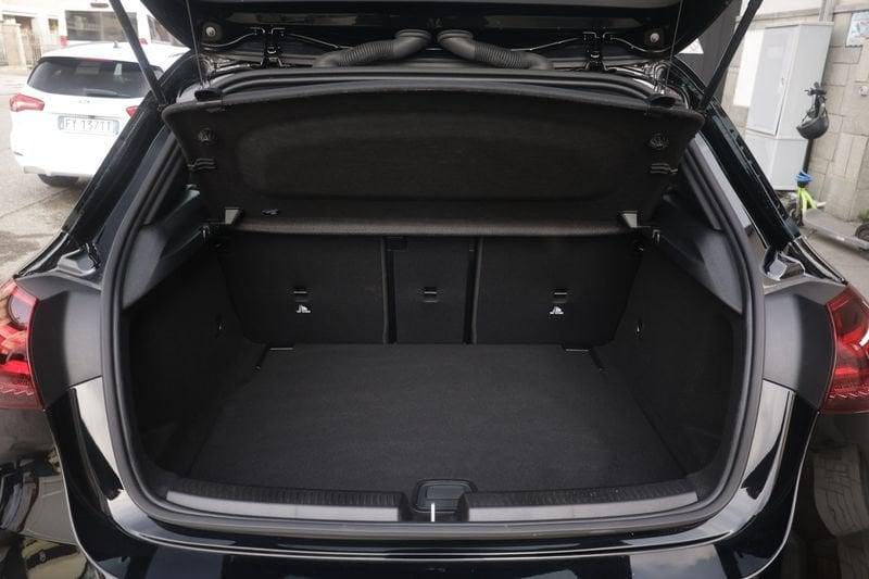 Mercedes-Benz Classe A Mercedes-Benz Classe A 180 d AMG Line Premium Unicoproprietario