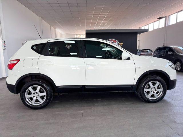 NISSAN Qashqai 1.6 dCi DPF Tekna 4x4