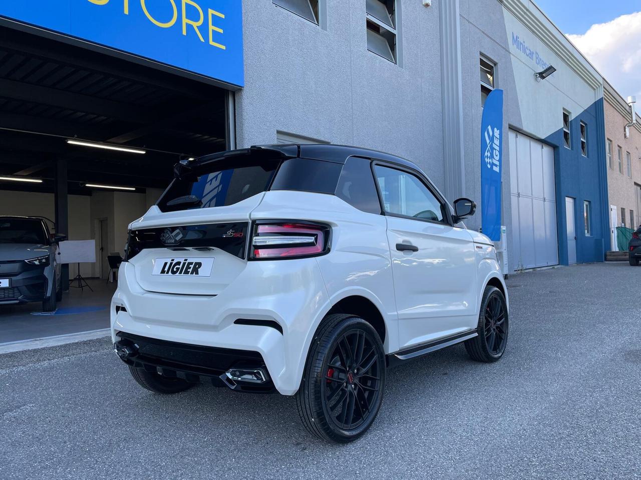 Ligier JS JS50 DCI Ultimate