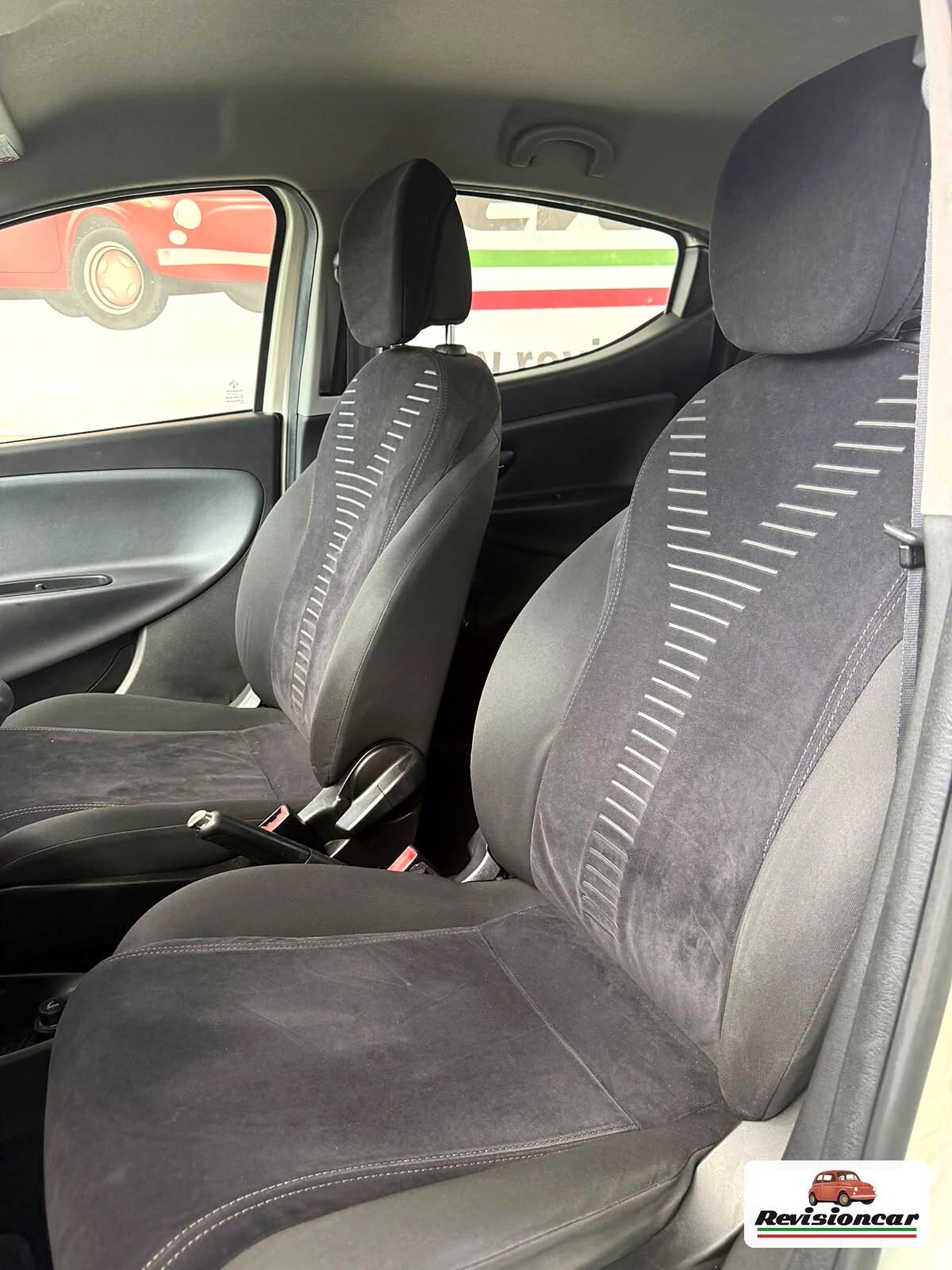 Lancia Ypsilon 1.3 MJT 16V 95 CV 5 porte S&S Gold
