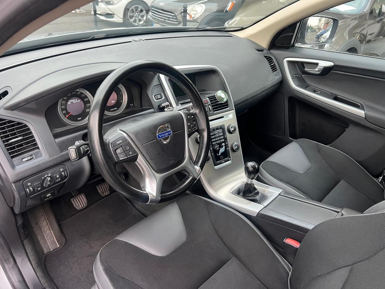 Volvo XC 60 XC60 D3 AWD Momentum